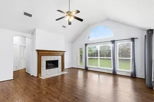 6803 Woodcrest Ln, Sachse, TX 75048 - Photo 9