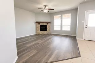 9020 Bronze Meadow Dr, Fort Worth, TX 76131 - Photo 7