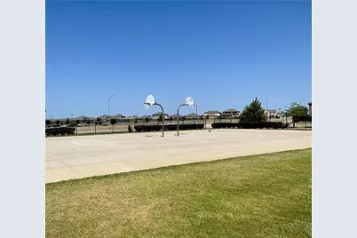 9020 Bronze Meadow Drive, Fort Worth, TX 76131 - Photo 37