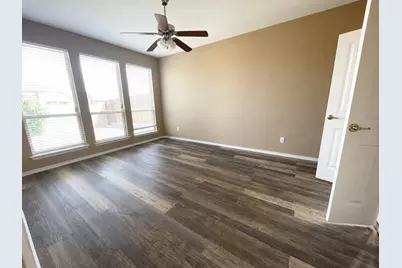 9020 Bronze Meadow Drive, Fort Worth, TX 76131 - Photo 9