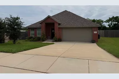 100 W North Creek Drive, Sherman, TX 75092 - Photo 1