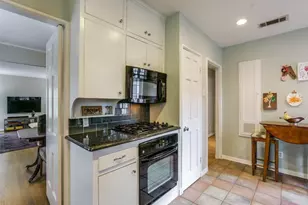 1523 Oak Knoll St, Dallas, TX 75208 - Photo 19