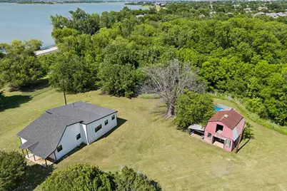 114 Harvey Circle, Little Elm, TX 75068 - Photo 3