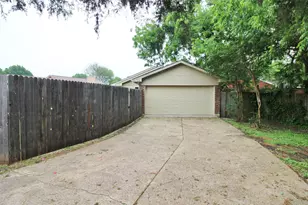 1103 Hemlock Ct, DeSoto, TX 75115 - Photo 15