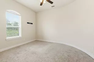 7315 Vienta Point, Grand Prairie, TX 75054 - Photo 25