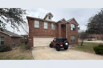 10369 Bradshaw Drive, Fort Worth, TX 76108 - Photo 3
