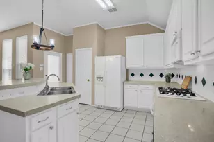 8308 Spring Ridge Dr, Plano, TX 75025 - Photo 9