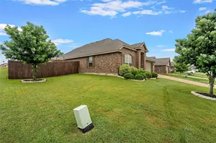 427 Paso Fino St, Robinson, TX 76706 - Photo 35