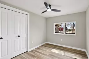 107 Lakewood Dr, Mabank, TX 75156 - Photo 15