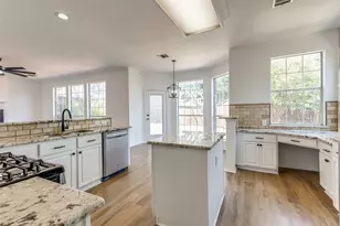 4705 Sabine St, Fort Worth, TX 76137 - Photo 7