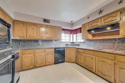 834 Rock Creek Lane, Red Oak, TX 75154 - Photo 7