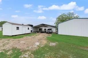 834 Rock Creek Ln, Red Oak, TX 75154 - Photo 39