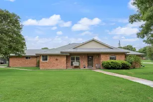 834 Rock Creek Ln, Red Oak, TX 75154 - Photo 1