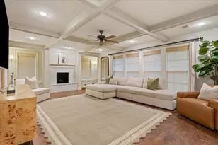 402 Shadow Mountain Dr, Woodway, TX 76712 - Photo 5