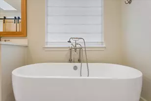402 Shadow Mountain Dr, Woodway, TX 76712 - Photo 21