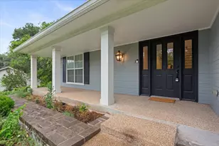 402 Shadow Mountain Dr, Woodway, TX 76712 - Photo 3