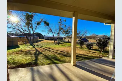 221 E Paris Street, Palmer, TX 75152 - Photo 15
