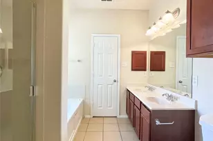 8441 Little Fawn Ln, Dallas, TX 75249 - Photo 23