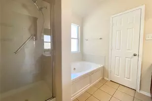 8441 Little Fawn Ln, Dallas, TX 75249 - Photo 15