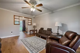 531 Himes Dr, Euless, TX 76039 - Photo 7