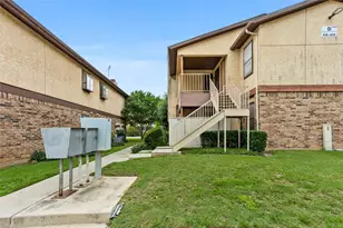 418 Matthews Dr, Arlington, TX 76012 - Photo 27