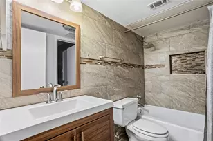 418 Matthews Dr, Arlington, TX 76012 - Photo 25