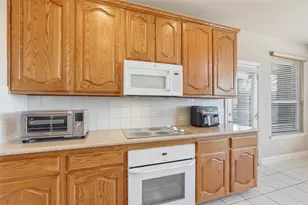 1401 Springside Dr, Garland, TX 75043 - Photo 13