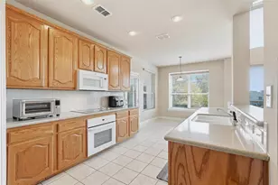 1401 Springside Dr, Garland, TX 75043 - Photo 11