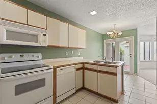 563 Ranch Trail, Irving, TX 75063 - Photo 7