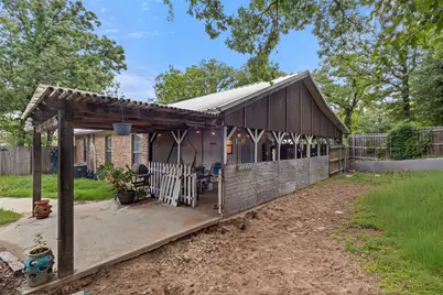 316 Hickorywood Street, Azle, TX 76020 - Photo 23