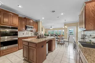 6951 Sea Harbor Dr, Grand Prairie, TX 75054 - Photo 17