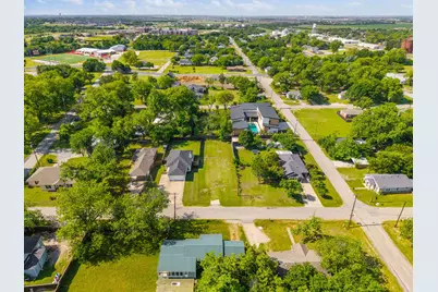 405 E Maple Street, Celina, TX 75009 - Photo 11