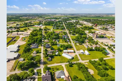 405 E Maple Street, Celina, TX 75009 - Photo 13