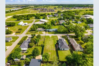 405 E Maple Street, Celina, TX 75009 - Photo 9