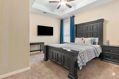 502 Ritchey Street, Gainesville, TX 76240 - Photo 9
