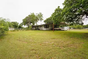 5716 Thousand Oaks Dr, Joshua, TX 76058 - Photo 3