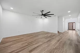 1011 S Waverly Dr, Dallas, TX 75208 - Photo 13