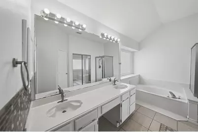 2317 Edinburgh Way, Garland, TX 75040 - Photo 15