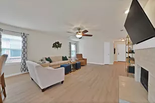 5705 Talons Crest Cir, Fort Worth, TX 76179 - Photo 11