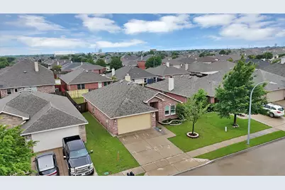 5705 Talons Crest Circle, Fort Worth, TX 76179 - Photo 7