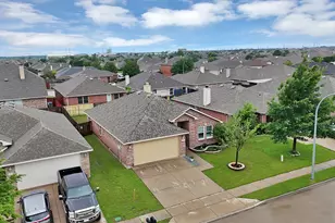 5705 Talons Crest Cir, Fort Worth, TX 76179 - Photo 7