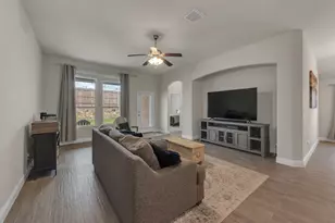 1418 Wagon Wheel Wy, Krum, TX 76249 - Photo 11