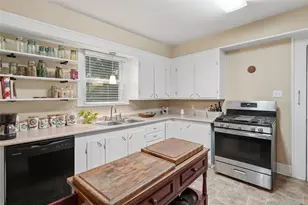 609 E Elm St, Hillsboro, TX 76645 - Photo 11