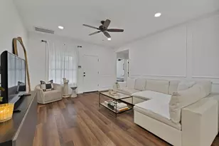 1907 Nomas St, Dallas, TX 75212 - Photo 3