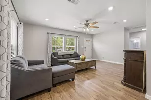 1020 W Ford St, Denison, TX 75020 - Photo 9