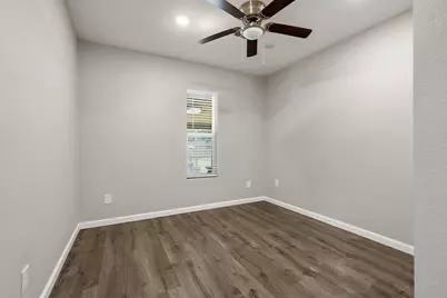 1020 W Ford Street, Denison, TX 75020 - Photo 13