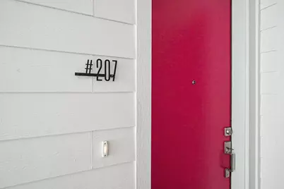 2217 N Fitzhugh Avenue #207, Dallas, TX 75204 - Photo 5