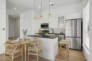 2217 N Fitzhugh Ave, Dallas, TX 75204 - Photo 9