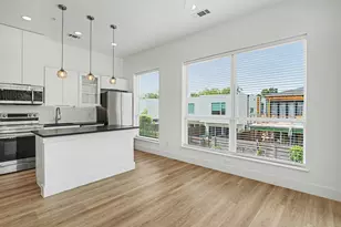 2217 N Fitzhugh Ave, Dallas, TX 75204 - Photo 19