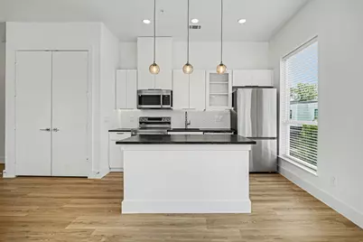 2217 N Fitzhugh Avenue #207, Dallas, TX 75204 - Photo 21
